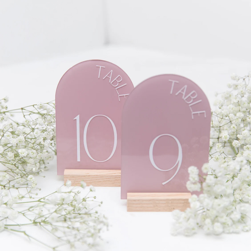 Kişiselleştirilmiş boyalı arka - Table Number Gold incelemesi ve fiyatı